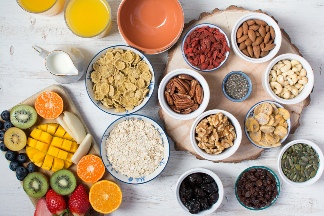 适老食品市场机遇:从功能到场景的全面突破(图5) 适老食品市场机遇:从功能到场景的全面突破(图5)