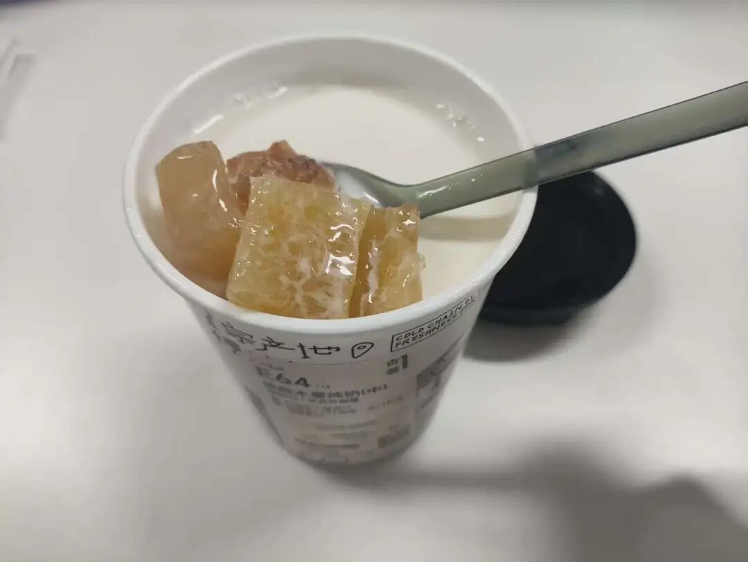 为了这颗小料，奶茶店要打起来了！(图3)