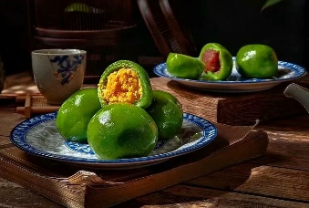 为什么中国人一听到“糯叽叽”，就走不动道？(图1)