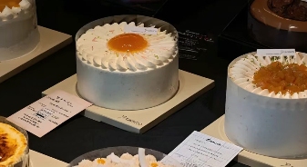 抱团「拼好糕」的杀糕大会，被北上广的年轻人抢疯了(图1)