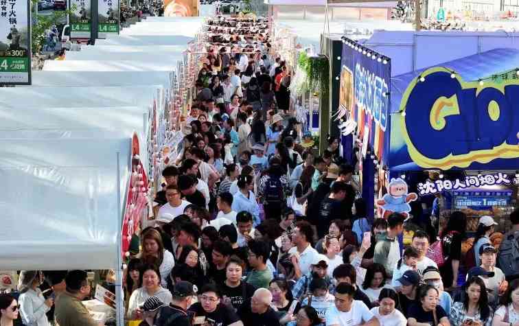 35元一个的“沪币”面包，在四线小城杀疯了(图7)