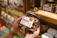 Z世代消费偏好解析：高品质零食品牌如何赢得年轻消费者(图3)