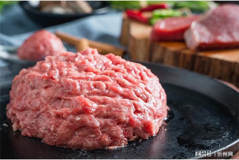 臻盛食品牛肉胶制作工艺揭秘，优质牛肉打造营养美味佳品(图1)