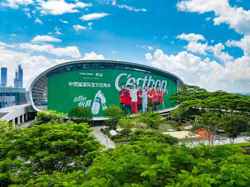 再携手，续写荣耀征程 中国国家队与华润饮料合作迈入新阶段(图3)
