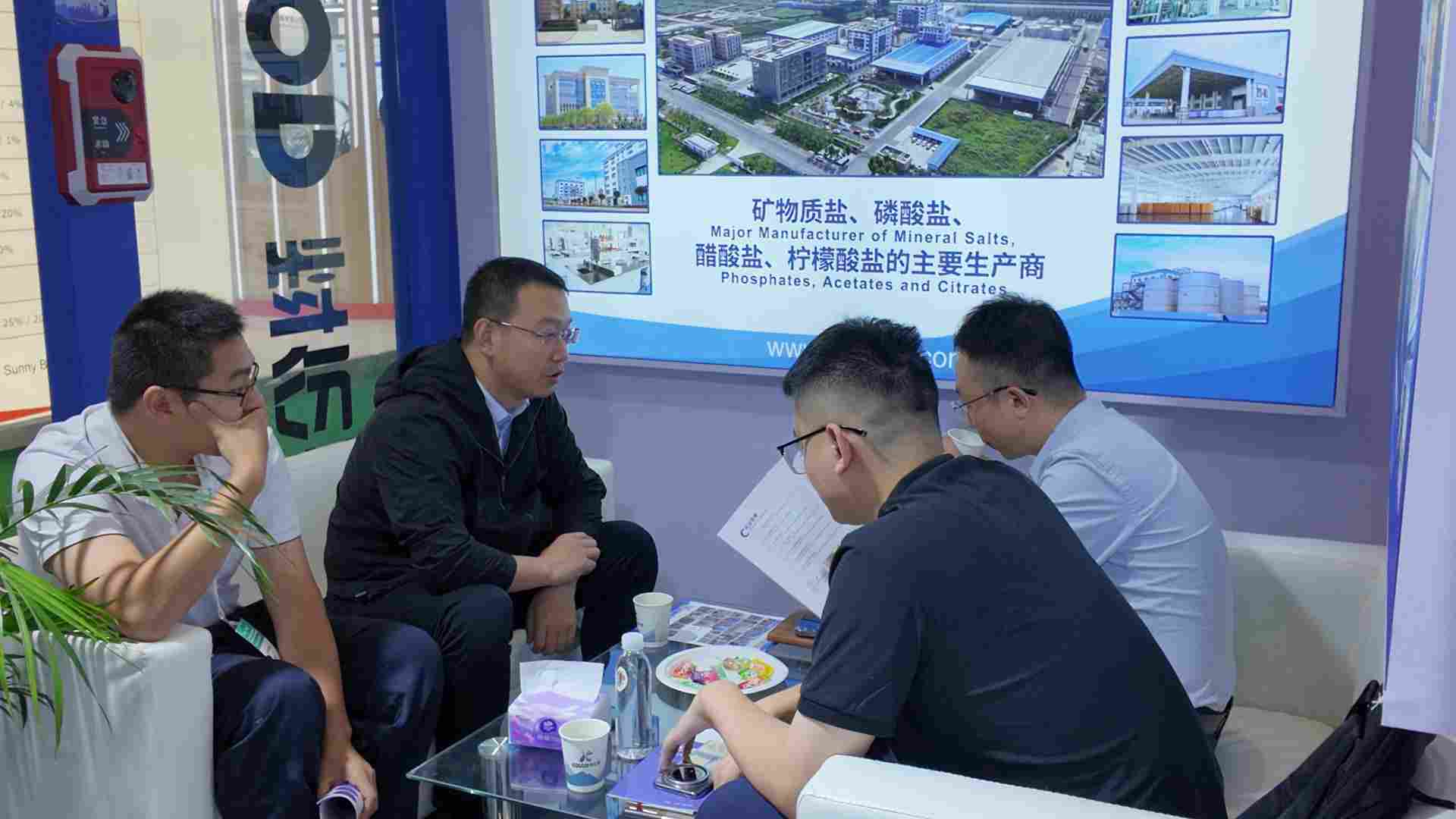 首日速递|江苏科伦多CPHI2025展会首日盛况！(图7)