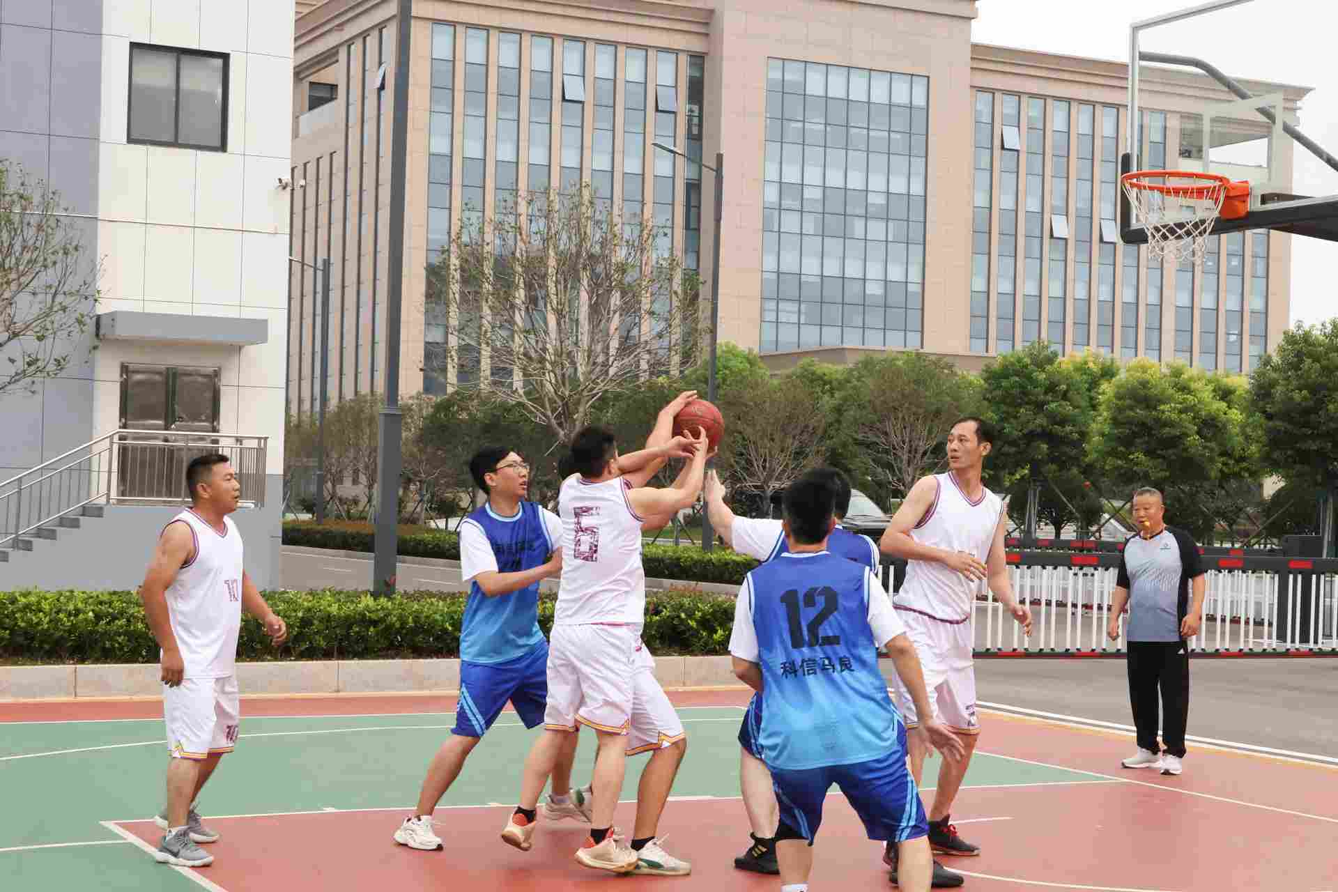 江苏科伦多第九届“欢度国庆”篮球友谊赛圆满落幕(图10)