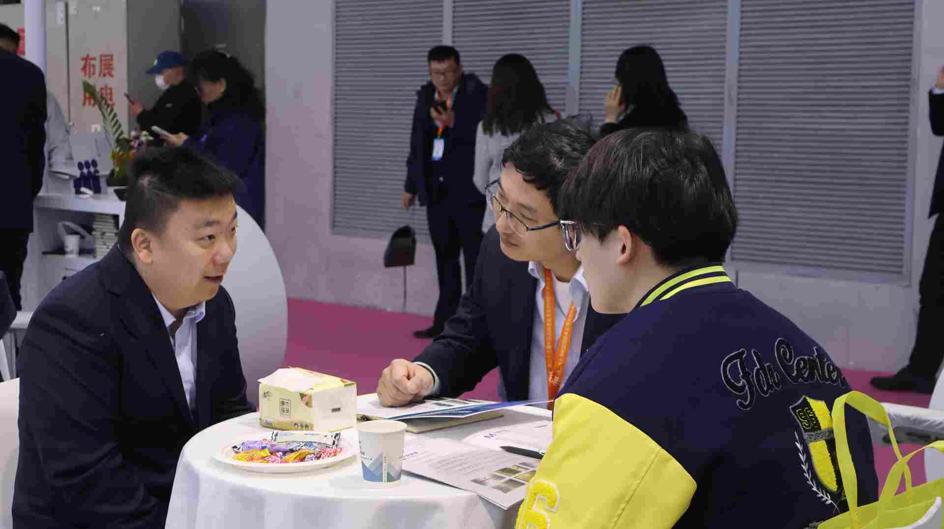 FIC2025火热进行中！江苏科伦多展位首日人气满满！(图6)