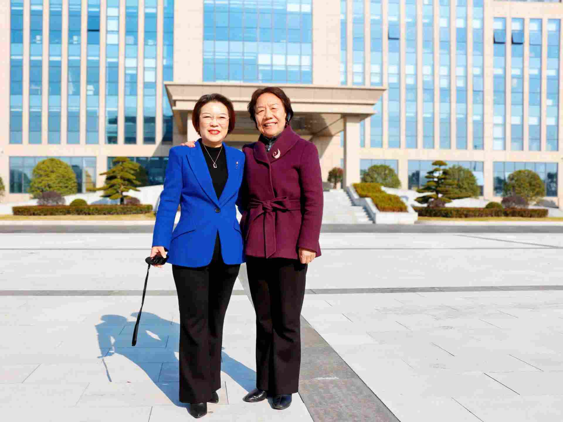 探索新质生产力——连云港市女企业家协会走进科伦多(图8)