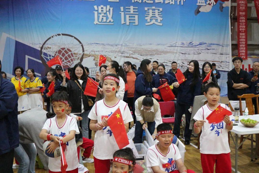 庆祝华诞，燃情篮球——科伦多集团篮球友谊赛(图6)